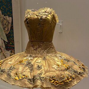 Meet your Posher, Arine